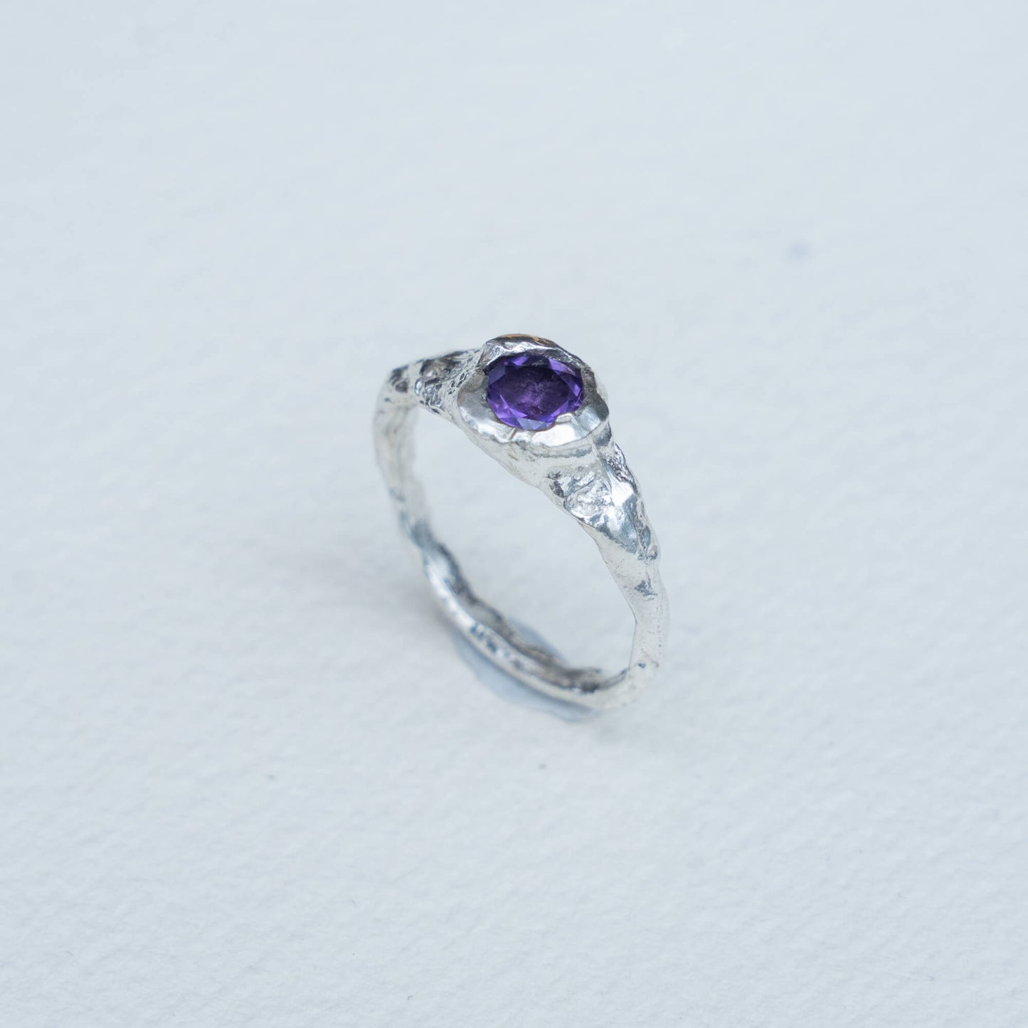 Anillo de Lava Amatista