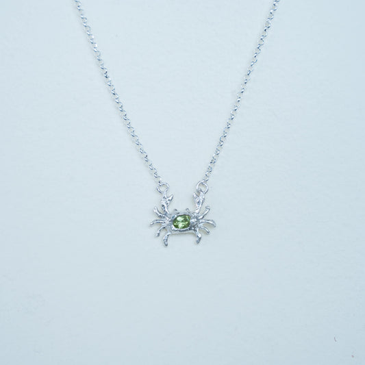 Collar cangrejo verde